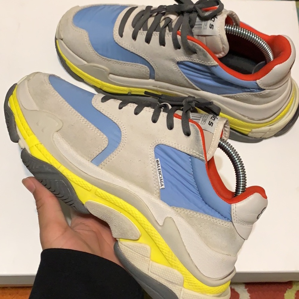 Balenciaga triple s